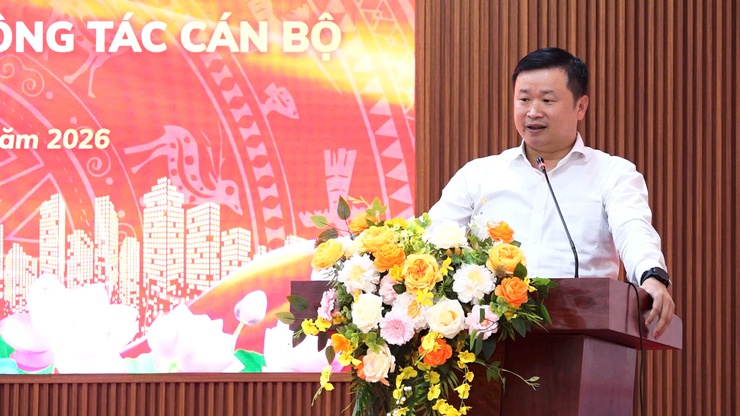 XÃ DÂN HÒA TỔ CHỨC HỘI NGHỊ CÔNG BỐ VÀ TRAO QUYẾT ĐỊNH VỀ CÔNG TÁC CÁN BỘ- Ảnh 5.