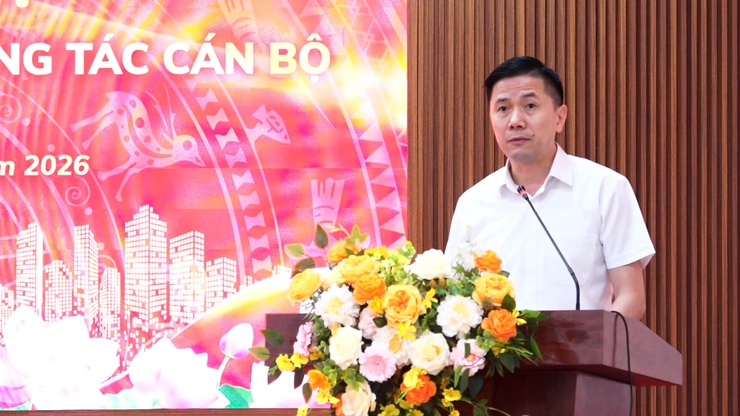 XÃ DÂN HÒA TỔ CHỨC HỘI NGHỊ CÔNG BỐ VÀ TRAO QUYẾT ĐỊNH VỀ CÔNG TÁC CÁN BỘ- Ảnh 3.