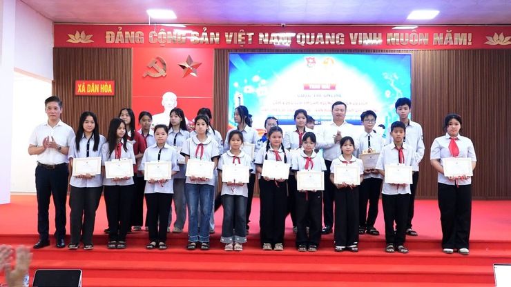 ĐOÀN XÃ DÂN HÒA TỔ CHỨC LỄ RA QUÂN CHIẾN DỊCH THANH NIÊN TÌNH NGUYỆN HÈ NĂM 2026- Ảnh 9.