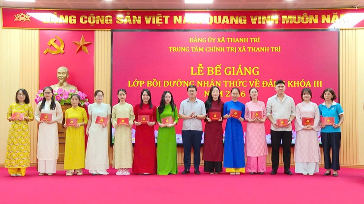 138 học viên hoàn thành lớp bồi dưỡng nhận thức về Đảng khóa III năm 2026- Ảnh 3.