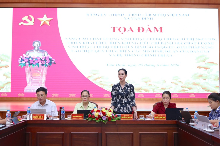 Vân Đình đổi mới sinh hoạt chi bộ gắn với chuyển đổi số và nhiệm vụ thực tiễn- Ảnh 5.