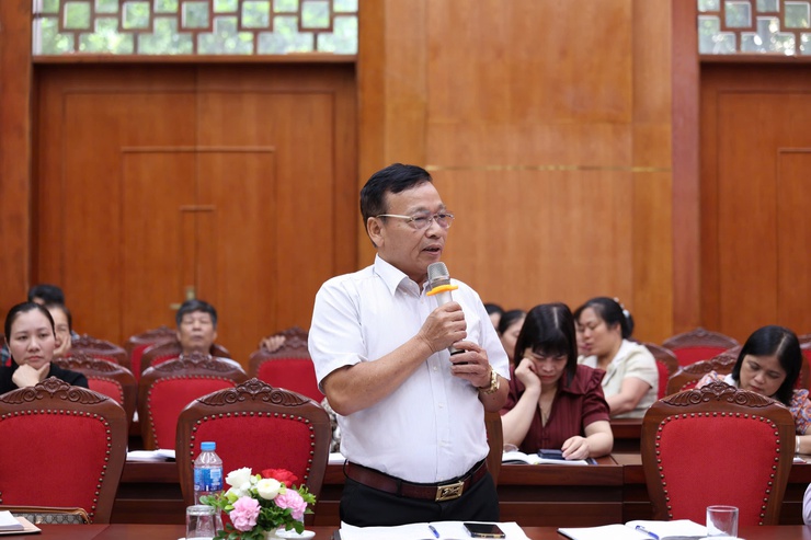 Vân Đình đổi mới sinh hoạt chi bộ gắn với chuyển đổi số và nhiệm vụ thực tiễn- Ảnh 2.