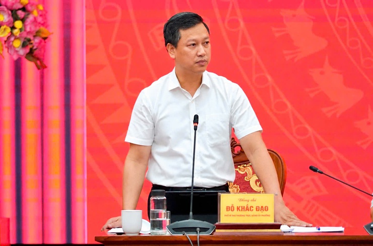 Hội nghị lần thứ sáu Ban Chấp hành Đảng bộ phường Từ Liêm khóa I thông qua nhiều nhiệm vụ trọng tâm giai đoạn 2026 - 2030- Ảnh 4.