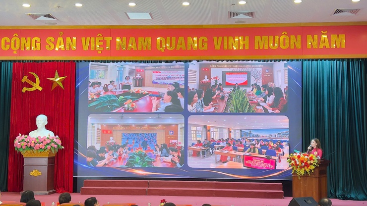 ĐẠI DIỆN ĐẢNG BỘ PHƯỜNG BỒ ĐỀ XUẤT SẮC GIÀNH GIẢI NHÌ TẠI HỘI THI BÁO CÁO VIÊN, TUYÊN TRUYỀN VIÊN GIỎI CỤM 5 THÀNH PHỐ HÀ NỘI NĂM 2026- Ảnh 4.