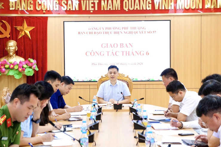 Ban chỉ đạo thực hiện Nghị quyết số 57 Phường Phú Thượng đánh giá kết quả 6 tháng đầu năm, triển khai nhiệm vụ trọng tâm 6 tháng cuối năm 2026- Ảnh 6.