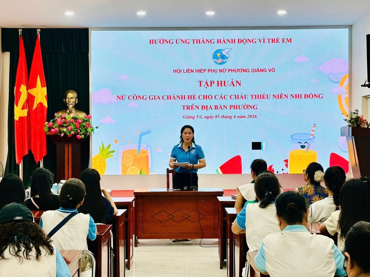 Thiếu niên nhi đồng phường Giảng Võ hào hứng tham gia lớp nữ công gia chánh dịp hè 2026 - Ảnh 1.