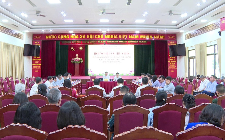 Đảng ủy xã Vĩnh Thanh tổ chức Hội nghị lần thứ Chín Ban Chấp hành Đảng bộ xã khóa I, nhiệm kỳ 2025-2030 (phiên họp mở rộng)- Ảnh 1.