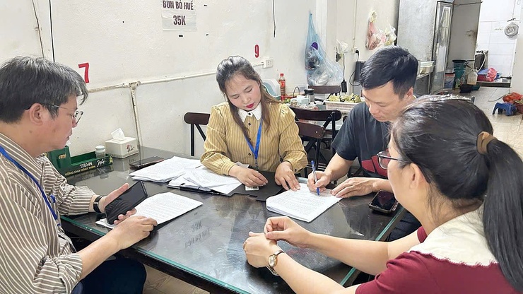 Kiểm tra ATTP phục vụ kỳ thi tốt nghiệp THPT 2026- Ảnh 3.