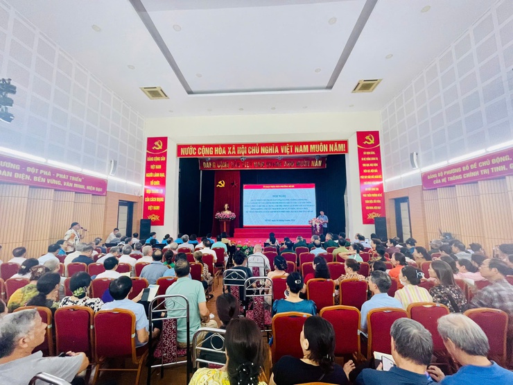 PHƯỜNG BỒ ĐỀ TỔ CHỨC HỘI NGHỊ QUÁN TRIỆT CHỈ THỊ SỐ 21/CT-TTG CỦA THỦ TƯỚNG CHÍNH PHỦ VÀ TRIỂN KHAI PHƯƠNG ÁN SẮP XẾP TỔ DÂN PHỐ TRÊN ĐỊA BÀN- Ảnh 5.