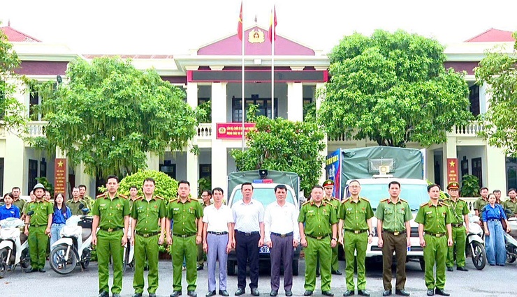 UBND xã Hát Môn dự hội nghị trực tuyến Ban chỉ đạo phòng, chống ma túy thành phố và ra quân hưởng ứng Tháng phòng, chống ma túy năm 2026- Ảnh 6.