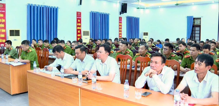 UBND xã Hát Môn dự hội nghị trực tuyến Ban chỉ đạo phòng, chống ma túy thành phố và ra quân hưởng ứng Tháng phòng, chống ma túy năm 2026- Ảnh 1.