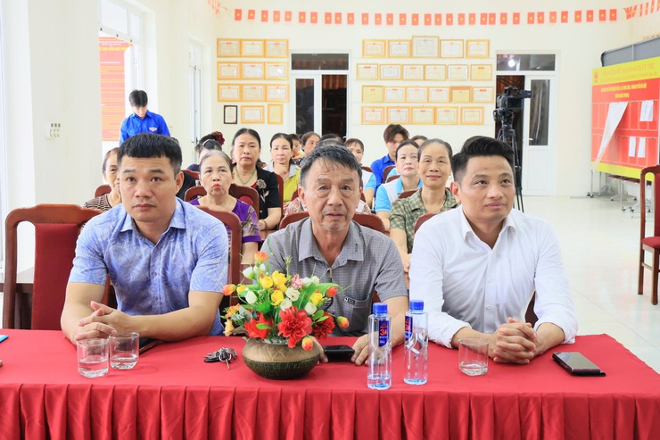 UB MTTQ Việt Nam xã Thư Lâm tổ chức Lễ ra quân phát động Phong trào Toàn dân chung tay bảo vệ môi trường, vì Thủ đô xanh sạch đẹp với chủ đề “ Chung tay hành động vì không khí sạch và giao thông xanh”- Ảnh 2.