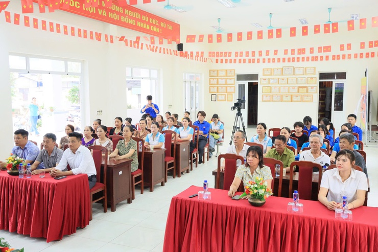 UB MTTQ Việt Nam xã Thư Lâm tổ chức Lễ ra quân phát động Phong trào Toàn dân chung tay bảo vệ môi trường, vì Thủ đô xanh sạch đẹp với chủ đề “ Chung tay hành động vì không khí sạch và giao thông xanh”- Ảnh 3.