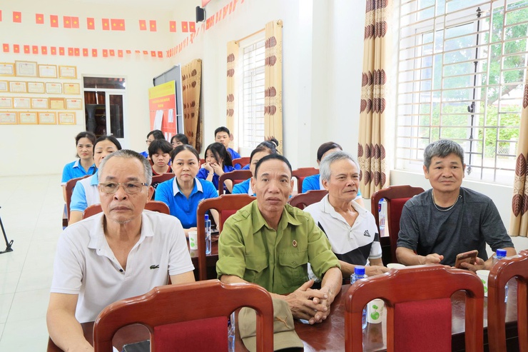 UB MTTQ Việt Nam xã Thư Lâm tổ chức Lễ ra quân phát động Phong trào Toàn dân chung tay bảo vệ môi trường, vì Thủ đô xanh sạch đẹp với chủ đề “ Chung tay hành động vì không khí sạch và giao thông xanh”- Ảnh 4.