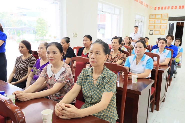 UB MTTQ Việt Nam xã Thư Lâm tổ chức Lễ ra quân phát động Phong trào Toàn dân chung tay bảo vệ môi trường, vì Thủ đô xanh sạch đẹp với chủ đề “ Chung tay hành động vì không khí sạch và giao thông xanh”- Ảnh 5.