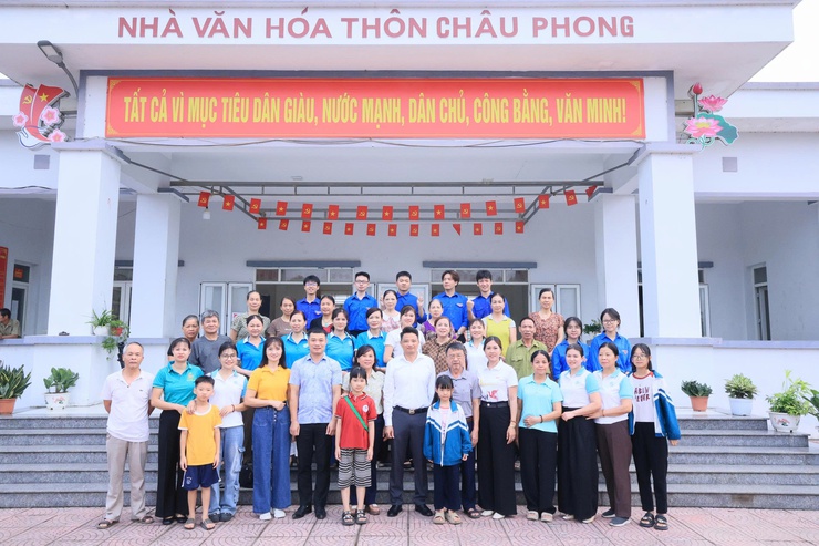 UB MTTQ Việt Nam xã Thư Lâm tổ chức Lễ ra quân phát động Phong trào Toàn dân chung tay bảo vệ môi trường, vì Thủ đô xanh sạch đẹp với chủ đề “ Chung tay hành động vì không khí sạch và giao thông xanh”- Ảnh 7.