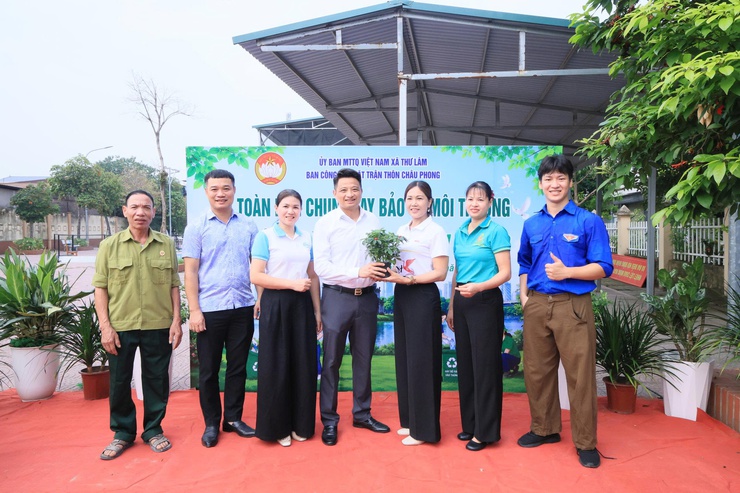 UB MTTQ Việt Nam xã Thư Lâm tổ chức Lễ ra quân phát động Phong trào Toàn dân chung tay bảo vệ môi trường, vì Thủ đô xanh sạch đẹp với chủ đề “ Chung tay hành động vì không khí sạch và giao thông xanh”- Ảnh 8.