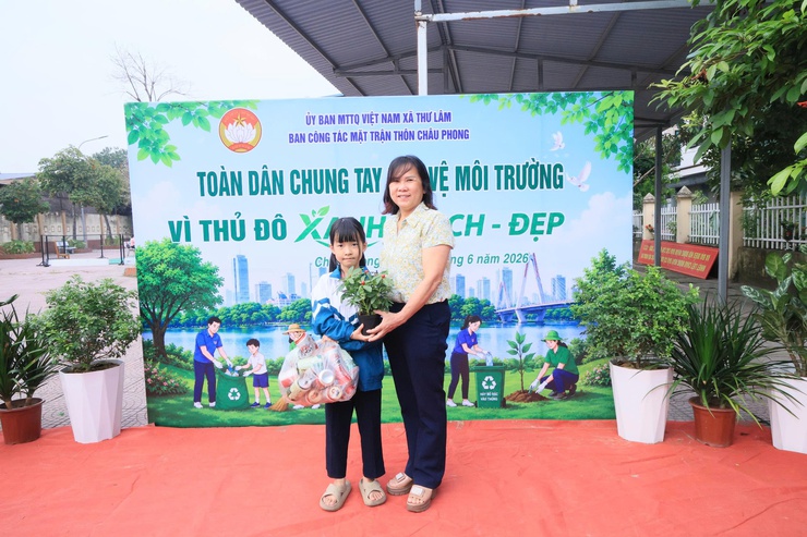 UB MTTQ Việt Nam xã Thư Lâm tổ chức Lễ ra quân phát động Phong trào Toàn dân chung tay bảo vệ môi trường, vì Thủ đô xanh sạch đẹp với chủ đề “ Chung tay hành động vì không khí sạch và giao thông xanh”- Ảnh 12.