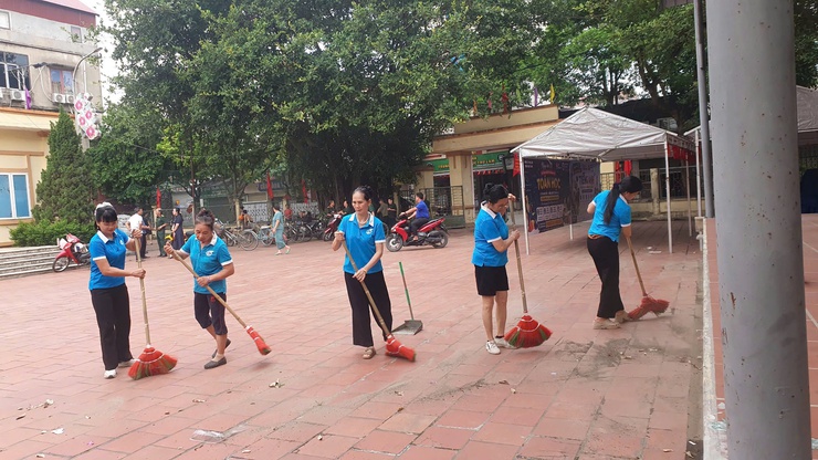 UB MTTQ Việt Nam xã Thư Lâm tổ chức Lễ ra quân phát động Phong trào Toàn dân chung tay bảo vệ môi trường, vì Thủ đô xanh sạch đẹp với chủ đề “ Chung tay hành động vì không khí sạch và giao thông xanh”- Ảnh 11.
