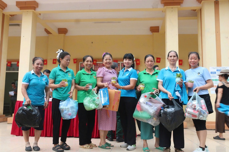 UB MTTQ Việt Nam xã Thư Lâm tổ chức Lễ ra quân phát động Phong trào Toàn dân chung tay bảo vệ môi trường, vì Thủ đô xanh sạch đẹp với chủ đề “ Chung tay hành động vì không khí sạch và giao thông xanh”- Ảnh 21.