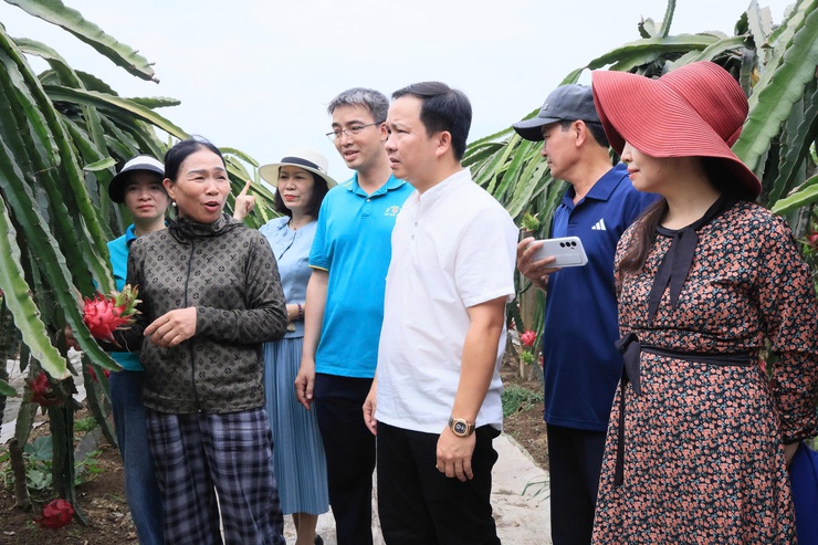 HỘI NÔNG DÂN THÀNH PHỐ HÀ NỘI TỔ CHỨC THĂM QUAN, HỌC TẬP MÔ HÌNH KINH TẾ TIÊU BIỂU TẠI XÃ THƯ LÂM- Ảnh 16.
