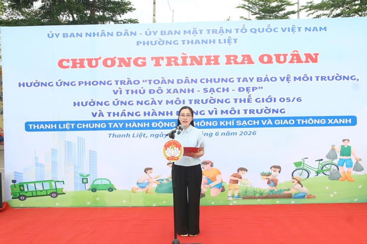 Phường Thanh Liệt ra quân hưởng ứng phong trào “Toàn dân chung tay bảo vệ môi trường, vì Thủ đô xanh - sạch - đẹp”- Ảnh 4.