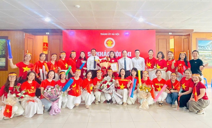 Phường Việt Hưng xuất sắc giành giải Nhất Hội thi Báo cáo viên, Tuyên truyền viên giỏi Cụm 5 năm 2026.- Ảnh 5.