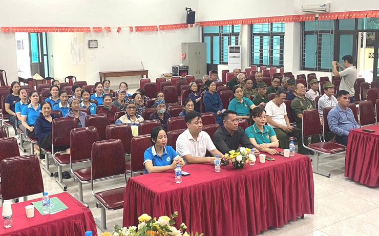 Xã Vĩnh Thanh ra quân hưởng ứng phong trào "Toàn dân chung tay bảo vệ môi trường vì Thủ đô xanh - sạch - đẹp"- Ảnh 4.