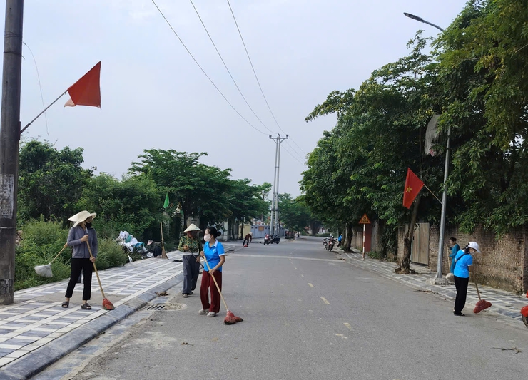 Xã Vĩnh Thanh ra quân hưởng ứng phong trào "Toàn dân chung tay bảo vệ môi trường vì Thủ đô xanh - sạch - đẹp"- Ảnh 7.