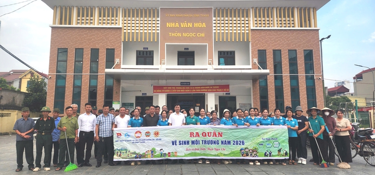 Xã Vĩnh Thanh ra quân hưởng ứng phong trào "Toàn dân chung tay bảo vệ môi trường vì Thủ đô xanh - sạch - đẹp"- Ảnh 5.
