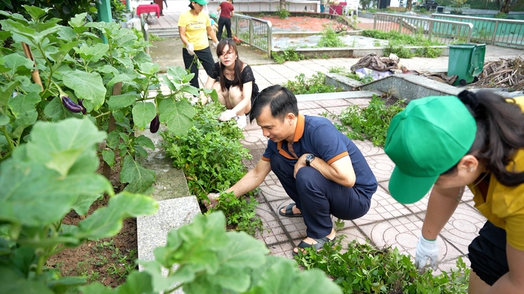 Lễ ra quân hưởng ứng phong trào thi đua “Toàn dân chung tay bảo vệ môi trường, vì Thủ đô xanh - sạch - đẹp” năm 2026- Ảnh 12.