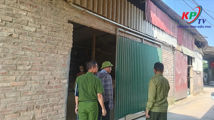 Xã Kiều Phú; Kiểm tra, rà soát và xử lý vi phạm trật tự xây dựng, đất đai và phòng cháy chữa cháy trên địa bàn xã Kiều Phú- Ảnh 5.