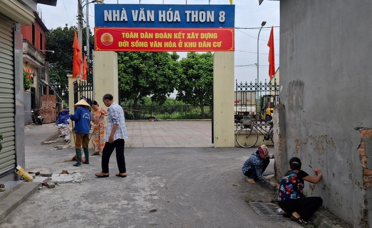 Xã Bát Tràng ra quân hưởng ứng phong trào thi đua "Toàn dân chung tay bảo vệ môi trường vì Thủ đô Xanh - Sạch - Đẹp"- Ảnh 8.