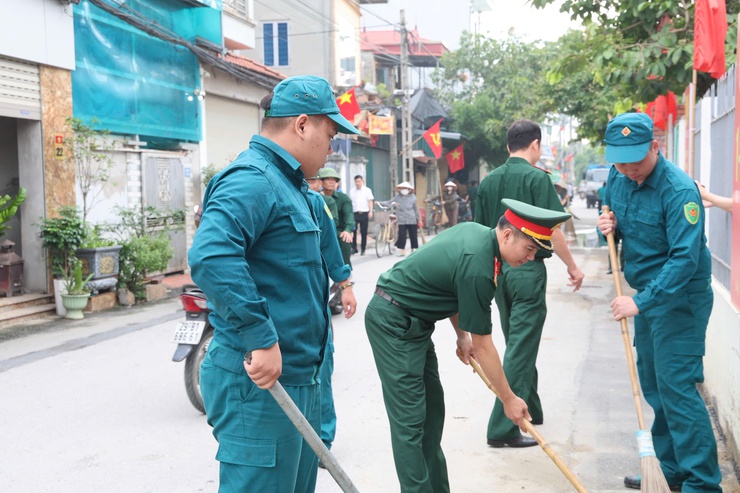 Xã Tam Hưng phát động phong trào "Toàn dân chung tay bảo vệ môi trường, vì Thủ đô xanh - sạch - đẹp". Chung tay hành động vì môi trường sống xanh, sạch, văn minh- Ảnh 11.