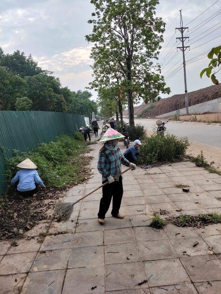 Xã Vĩnh Thanh ra quân hưởng ứng phong trào "Toàn dân chung tay bảo vệ môi trường vì Thủ đô xanh - sạch - đẹp"- Ảnh 10.