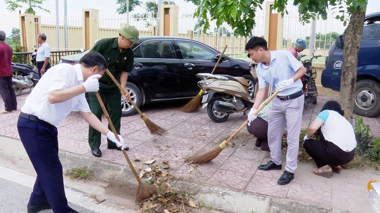 ỨNG HOÀ RA QUÂN HƯỞNG ỨNG NGÀY MÔI TRƯỜNG THẾ GIỚI (05/6) VÀ THÁNG HÀNH ĐỘNG VÌ MÔI TRƯỜNG NĂM 2026.- Ảnh 9.