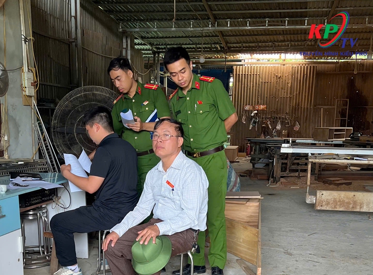 Xã Kiều Phú; Kiểm tra, rà soát và xử lý vi phạm trật tự xây dựng, đất đai và phòng cháy chữa cháy trên địa bàn xã Kiều Phú- Ảnh 3.