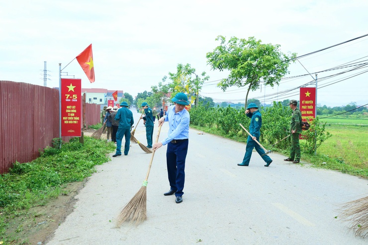 Phú Nghĩa ra quân hưởng ứng phong trào “Toàn dân chung tay bảo vệ môi trường, vì Thủ đô xanh - sạch - đẹp”- Ảnh 20.