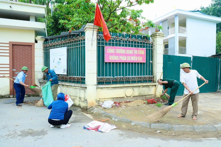 Phú Nghĩa ra quân hưởng ứng phong trào “Toàn dân chung tay bảo vệ môi trường, vì Thủ đô xanh - sạch - đẹp”- Ảnh 26.