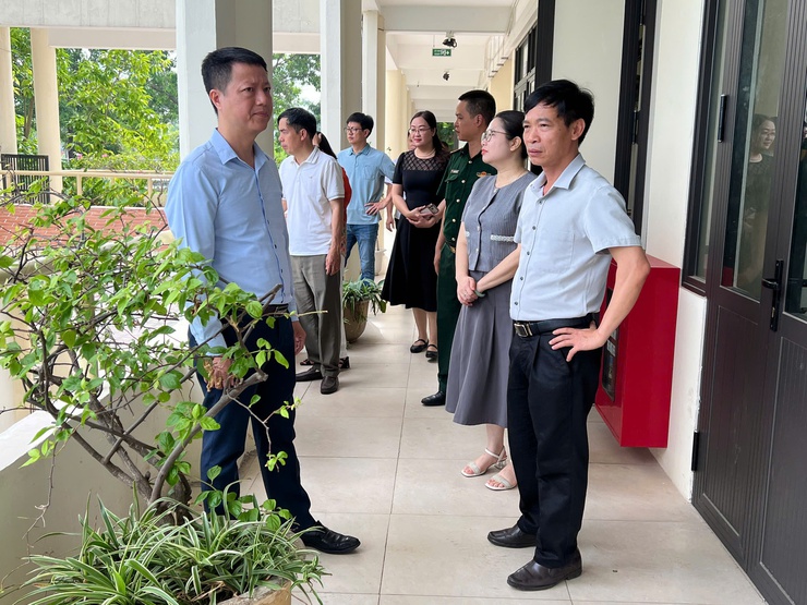 Kiểm tra cơ sở vật chất phục vụ kỳ thi tốt nghiệp Trung học phổ thông năm 2026- Ảnh 5.