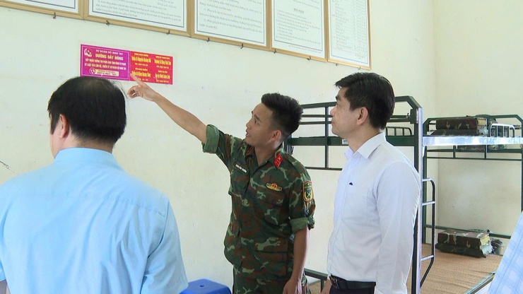 XÃ VĨNH THANH TỔ CHỨC THĂM, ĐỘNG VIÊN CHIẾN SĨ MỚI NĂM 2026- Ảnh 6.