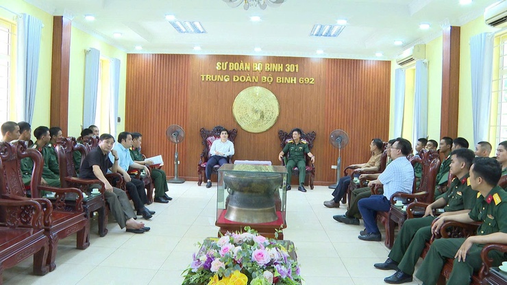 XÃ VĨNH THANH TỔ CHỨC THĂM, ĐỘNG VIÊN CHIẾN SĨ MỚI NĂM 2026- Ảnh 2.