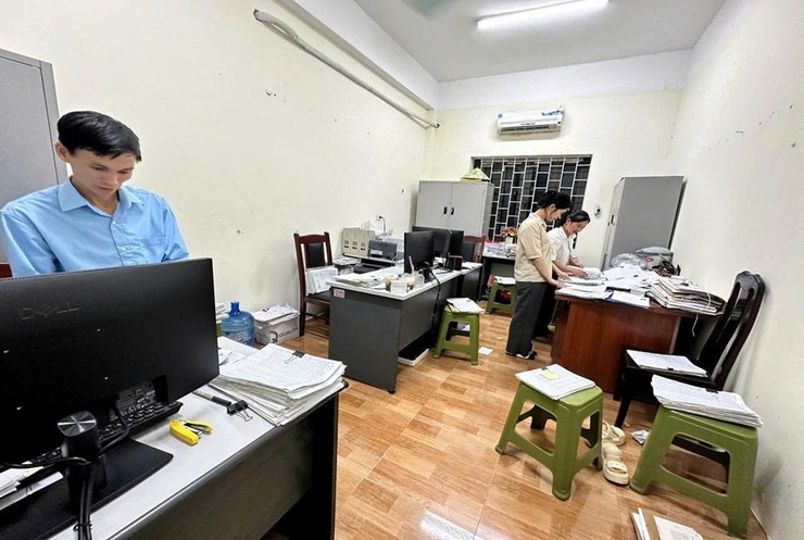 ĐẢNG BỘ XÃ DÂN HÒA HOÀN THÀNH TRƯỚC THỜI HẠN VIỆC CHỈNH LÝ, ĐỐI SOÁT THÔNG TIN ĐẢNG VIÊN 
- Ảnh 1.