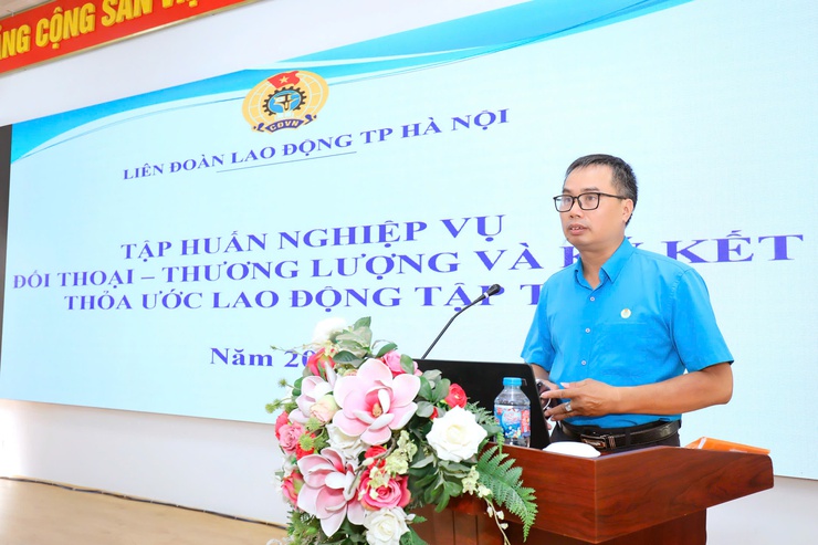 CÔNG ĐOÀN PHƯỜNG CẦU GIẤY TỔ CHỨC HỘI NGHỊ TẬP HUẤN NGHIỆP VỤ ĐỐI THOẠI, THƯƠNG LƯỢNG VÀ KÝ KẾT THỎA ƯỚC LAO ĐỘNG TẬP THỂ- Ảnh 2.