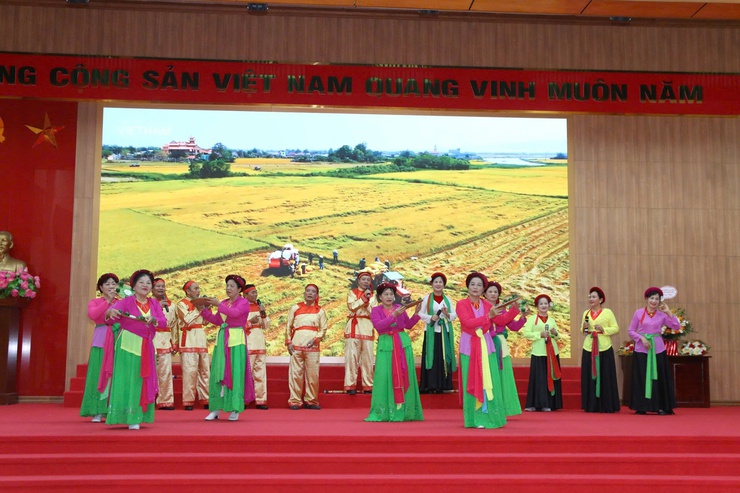 Hội Người cao tuổi phường Thanh Liệt kỷ niệm 85 năm Ngày truyền thống Người cao tuổi Việt Nam- Ảnh 14.