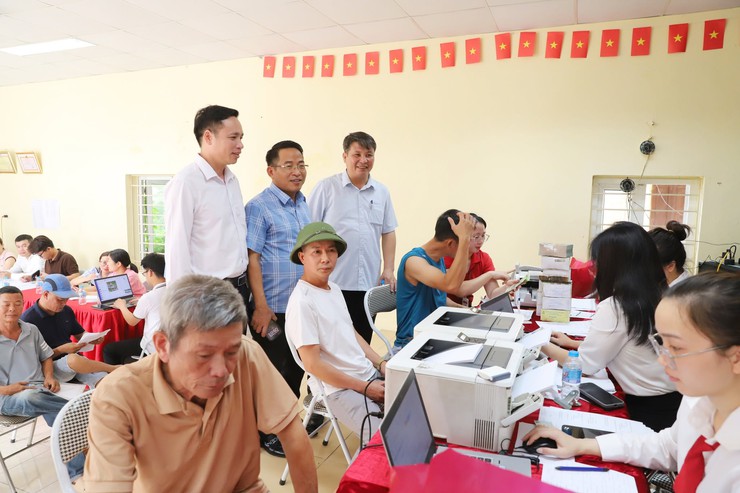 Xã Thượng Phúc chi trả kinh phí bồi thường, hỗ trợ giải phóng mặt bằng triển khai Dự án Khu đô thị thể thao quốc tế Hà Nội cho nhân dân Thôn Quất Tỉnh- Ảnh 1.