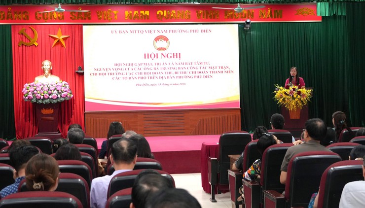  Phường Phú Diễn gặp mặt, tri ân những người làm công tác đoàn thể ở cơ sở- Ảnh 1.