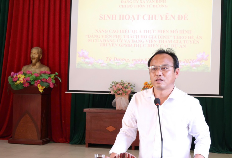 CHI BỘ THÔN TỬ DƯƠNG TỔ CHỨC SINH HOẠT CHUYÊN ĐỀ NÂNG CAO HIỆU QUẢ MÔ HÌNH “ĐẢNG VIÊN PHỤ TRÁCH HỘ GIA ĐÌNH” VÀ TUYÊN TRUYỀN THỰC HIỆN CÁC DỰ ÁN TRÊN ĐỊA BÀN- Ảnh 3.