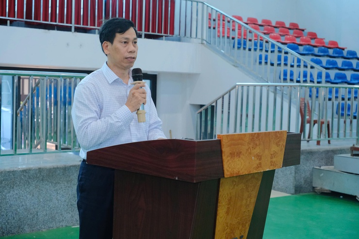 Phường Chương Mỹ ra quân hưởng ứng phong trào thi đua “Toàn dân chung tay bảo vệ môi trường, vì Thủ đô xanh - sạch - đẹp”- Ảnh 1.