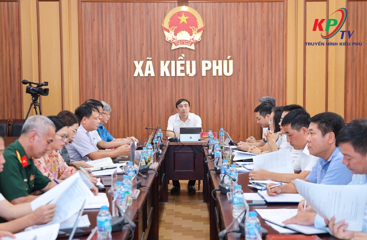 Đảng ủy xã Kiều Phú tổ chức Hội nghị lần thứ XII Ban Chấp hành Đảng bộ xã khóa I, nhiệm kỳ 2025-2030- Ảnh 1.